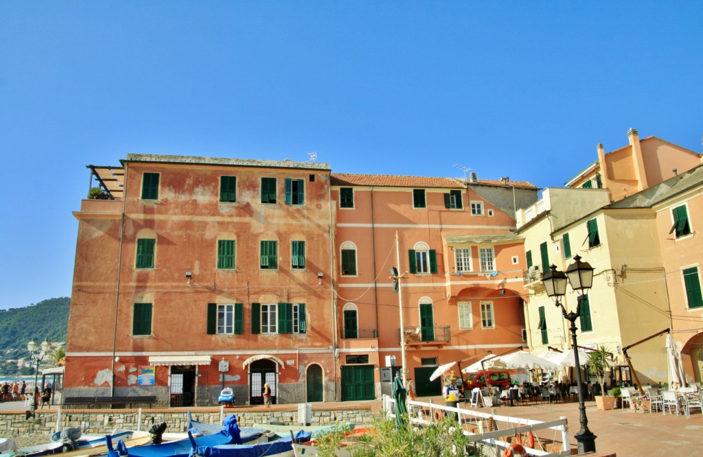 Foto: Centro histórico - Laigueglia (Liguria), Italia