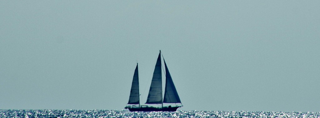 Foto: Navegando - Laigueglia (Liguria), Italia