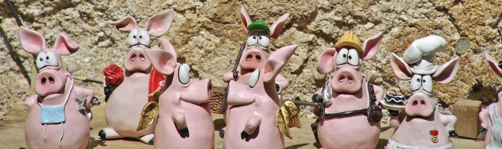 Foto: Figuras de barro - Èze (Provence-Alpes-Côte d'Azur), Francia