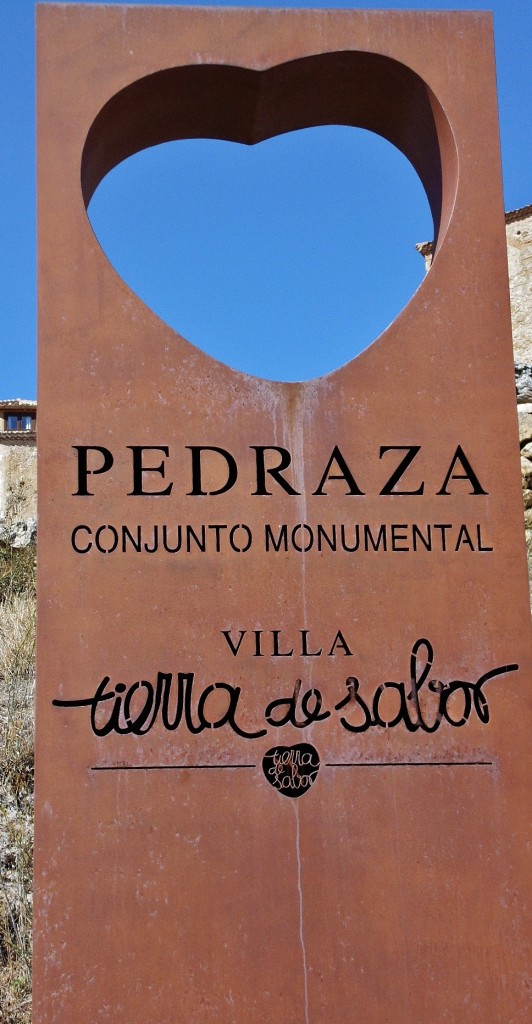Foto: Entrada al pueblo - Pedraza (Segovia), España