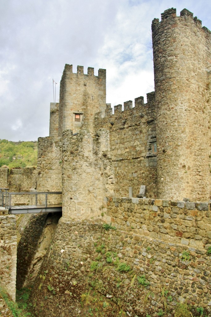 Foto: Castillo de San Vicente - Montemayor (Salamanca), España