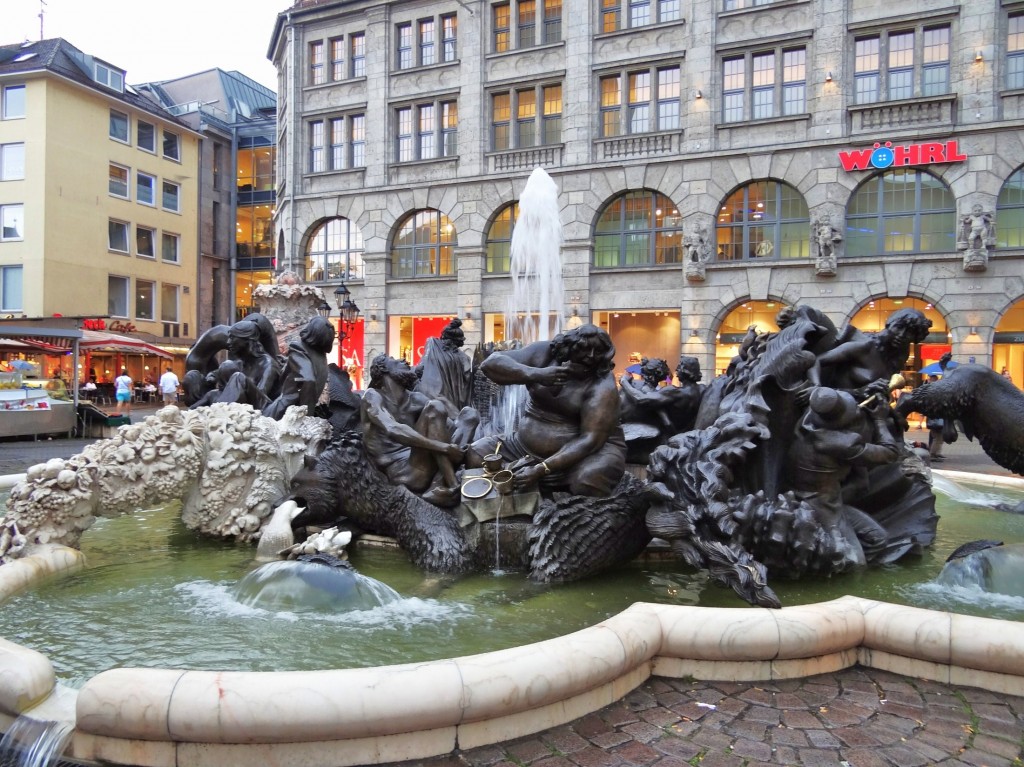 Foto: Ehekarussell - Nürnberg (Bavaria), Alemania