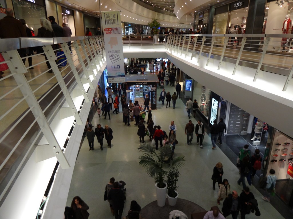 Foto: Interior centro comercial H2Ocio - Rivas Vaciamadrid (Madrid), España