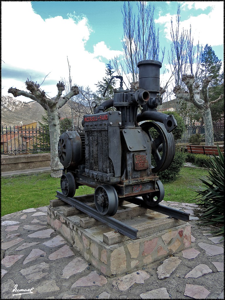 Foto: 160409-135 UTRILLAS - Utrillas (Teruel), España