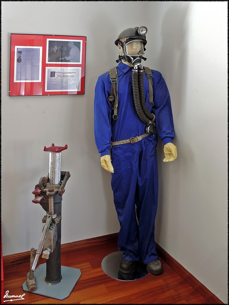 Foto: 160409-161 UTRILLAS - Utrillas (Teruel), España