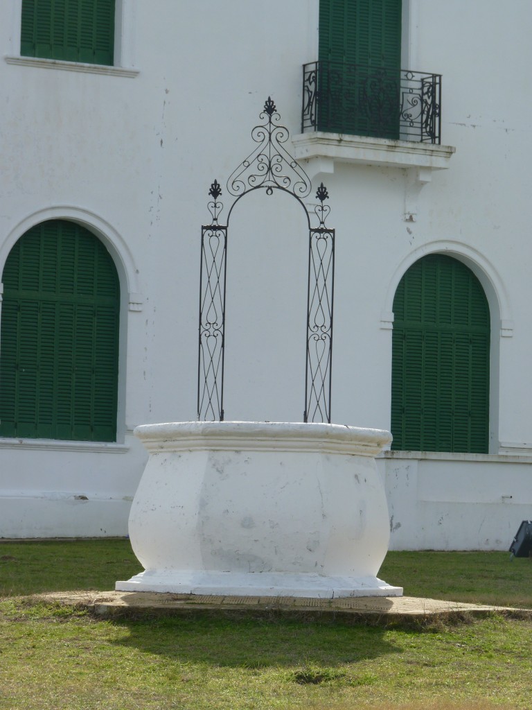 Foto: Castillo art nouveau. Aljibe. - Santa Rosa (La Pampa), Argentina