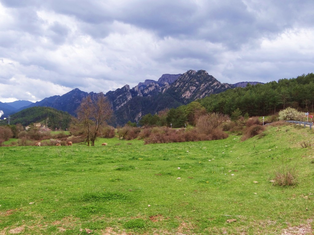 Foto: Els Llengots i La Serra de Busa - Sant Llorenç de Morunys (Lleida), España