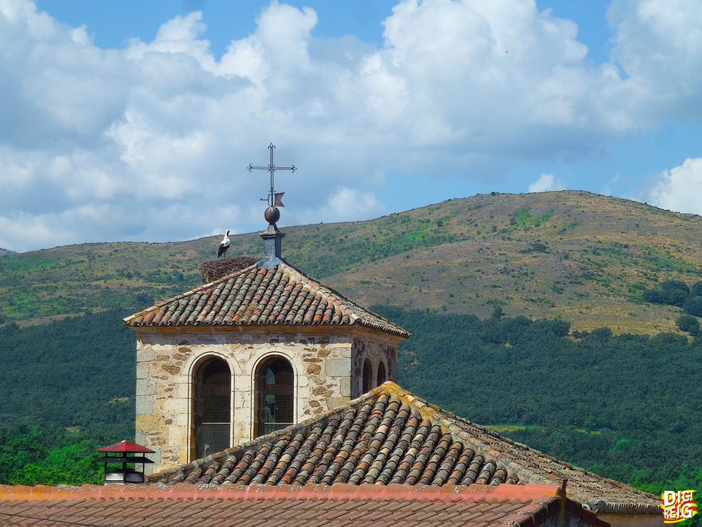 Foto: Campanario de la Iglesia de San Pedro - Garganta de los Montes (Madrid), España