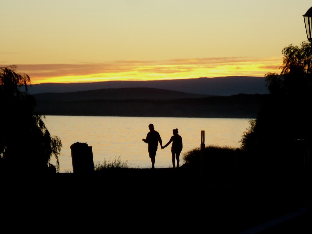 Foto: Amor al amanecer - Los Antiguos (Santa Cruz), Argentina