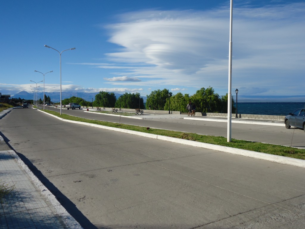 Foto: Costanera - Los Antiguos (Santa Cruz), Argentina