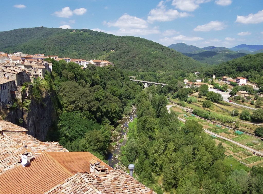 Foto: Cinglera de Castellfollit - Castellfollit de la Roca (Girona), España