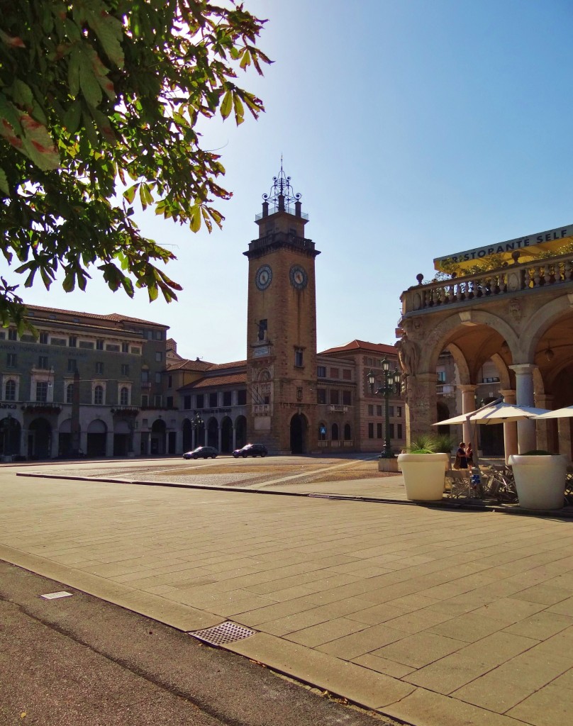 Foto: Torre Dei Caduti - Bergamo (Lombardy), Italia