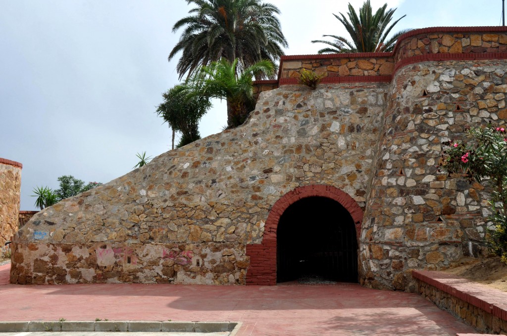 Foto: Muros antigua fortaleza - Ceuta, España
