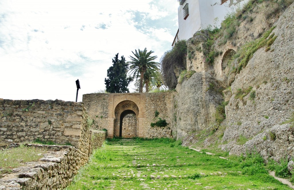 Foto: Muralla - Ronda (Málaga), España