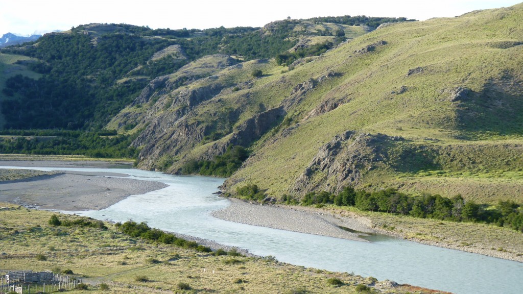 Foto: Río de las Vueltas. - El Chaltén (Santa Cruz), Argentina