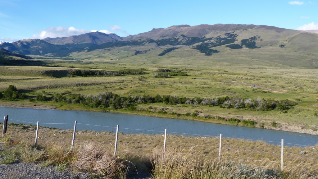 Foto: Río de las Vueltas. - El Chaltén (Santa Cruz), Argentina
