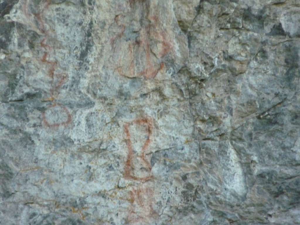 Foto: Pinturas rupestres. - Parque Nacional Los Alerces (Chubut), Argentina