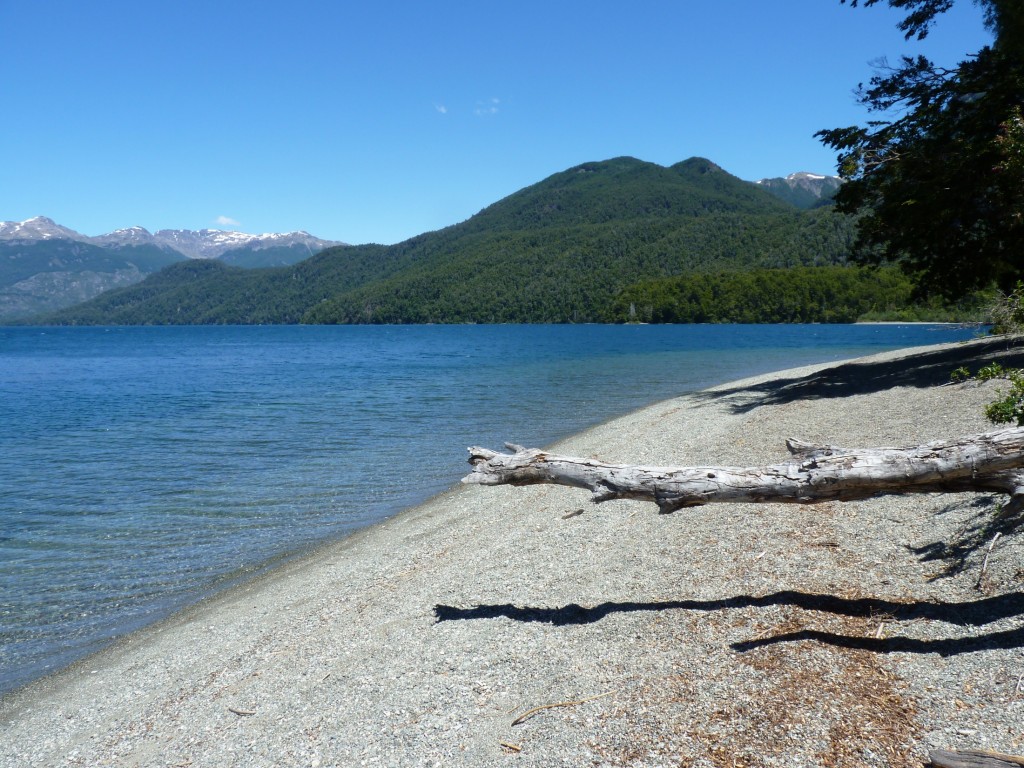Foto: Lago Futalaufquén. - Parque Nacional Los Alerces (Chubut), Argentina