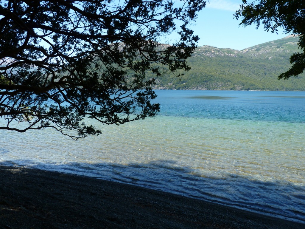 Foto: Lago Futalaufquén. - Parque Nacional Los Alerces (Chubut), Argentina