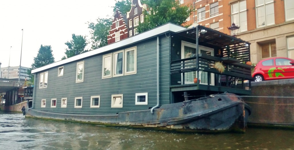 Foto: Navegando por los canales - Amsterdam (North Holland), Países Bajos
