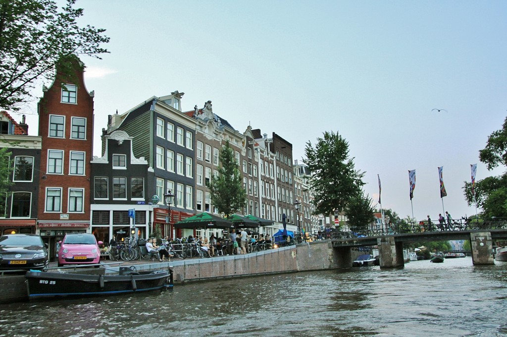 Foto: Navegando por los canales - Amsterdam (North Holland), Países Bajos
