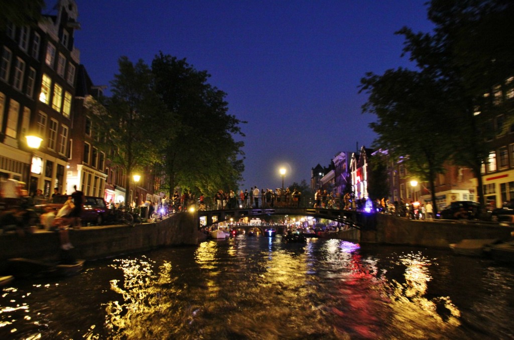 Foto: Vista nocturna - Amsterdam (North Holland), Países Bajos