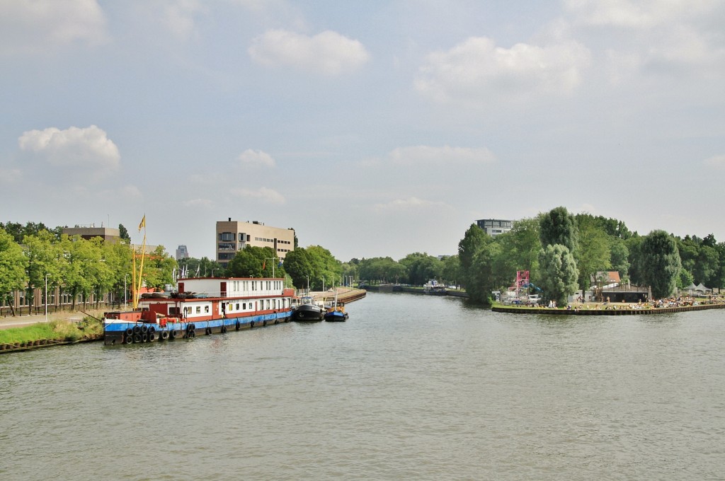 Foto: Navegando - Leebrug (North Holland), Países Bajos