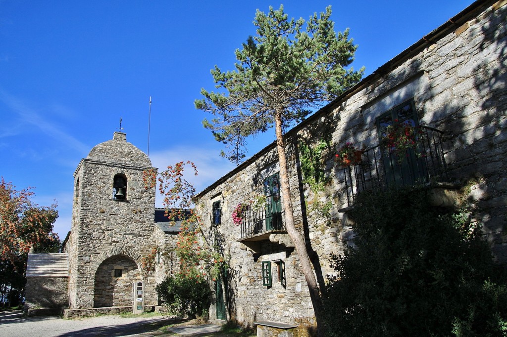 Foto: Iglesia de Santa María - O Cebreiro (Lugo), España