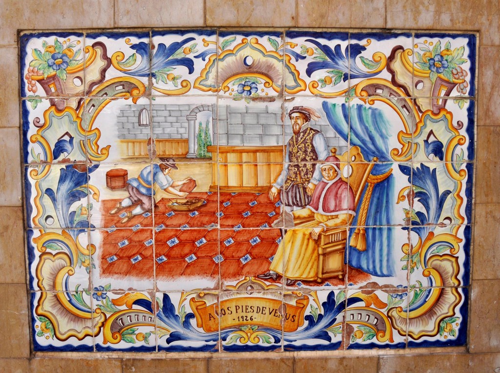 Foto: Mosaico de azulejos - Manises (València), España