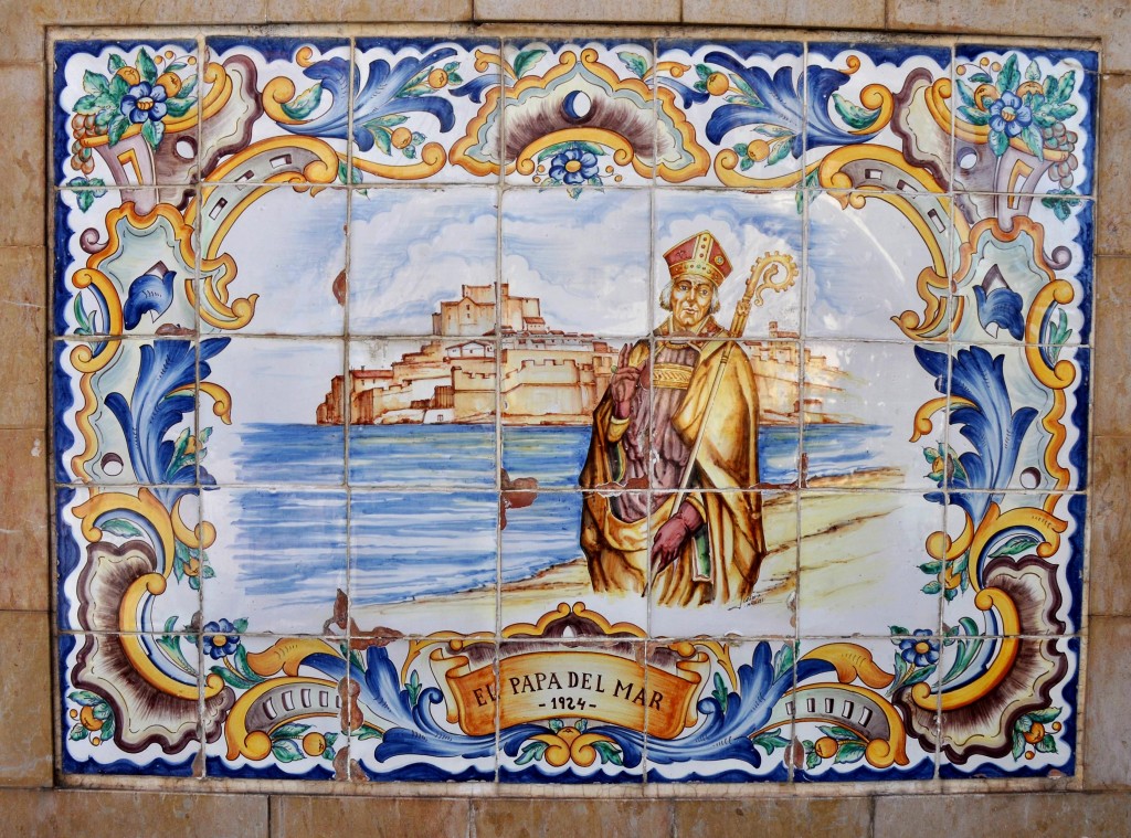 Foto: Mosaico de azulejos - Manises (València), España