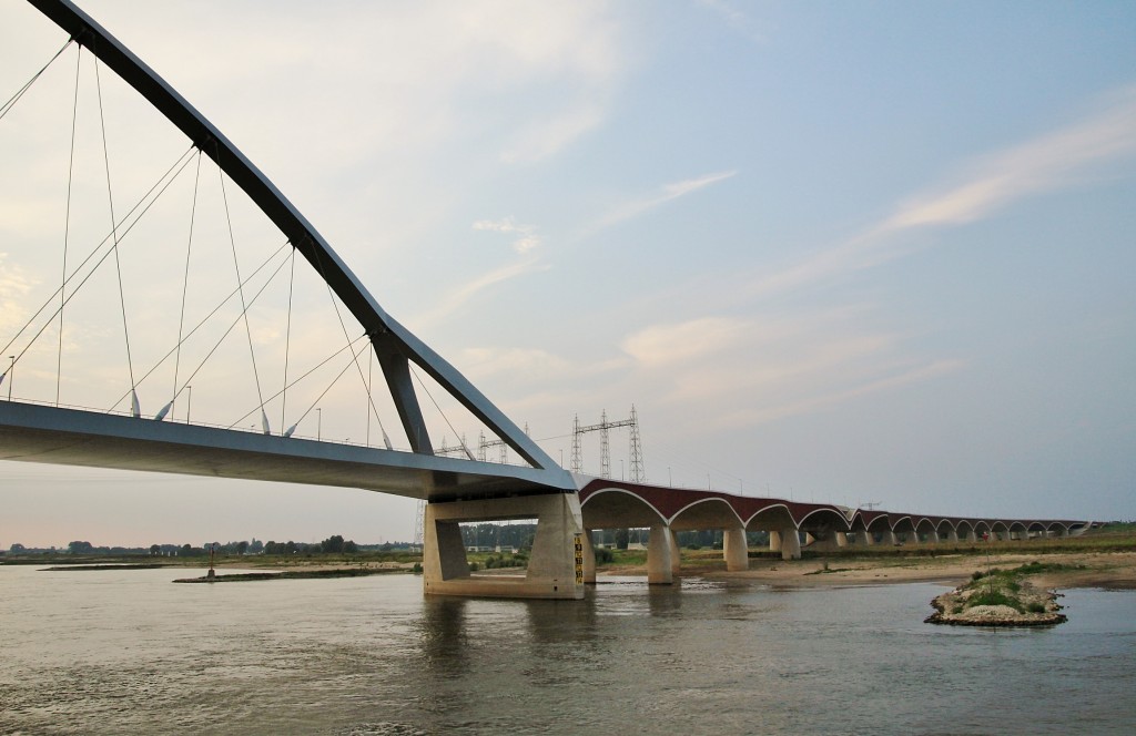 Foto: Puente sobre el río Waal - Nijmegen (Nimega) (Gelderland), Países Bajos