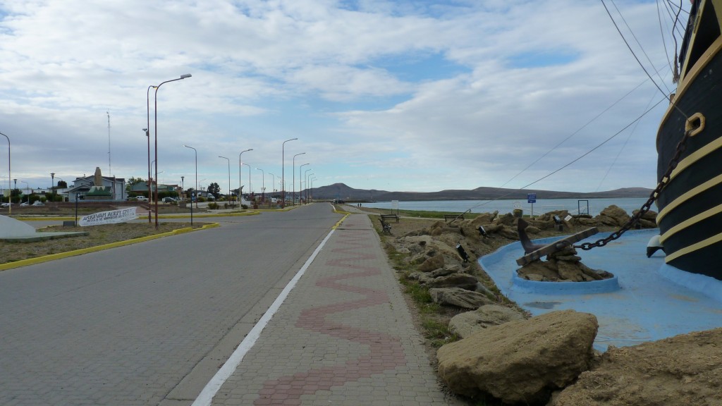 Foto: Costanera. - Puerto San Julián (Santa Cruz), Argentina
