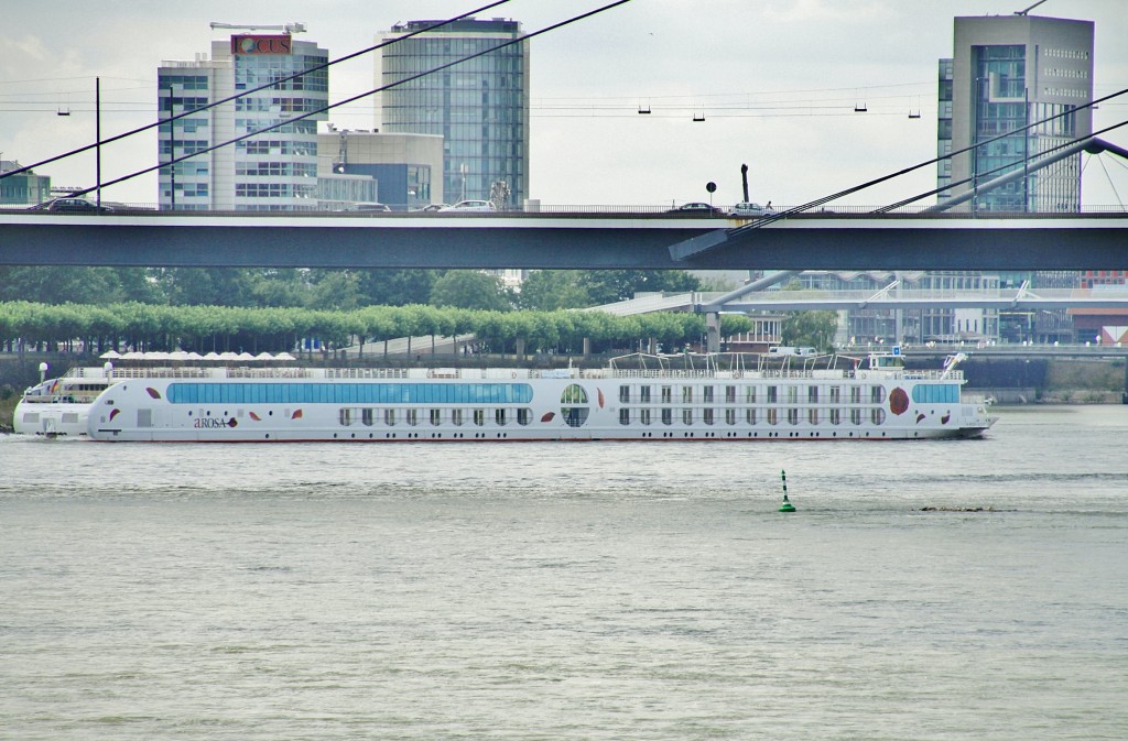 Foto: Vista del Rhin - Düsseldorf (North Rhine-Westphalia), Alemania