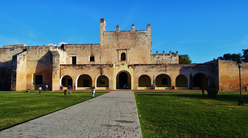 Foto: Convento de San Bernardino de Siena - Valladolid (Yucatán), México