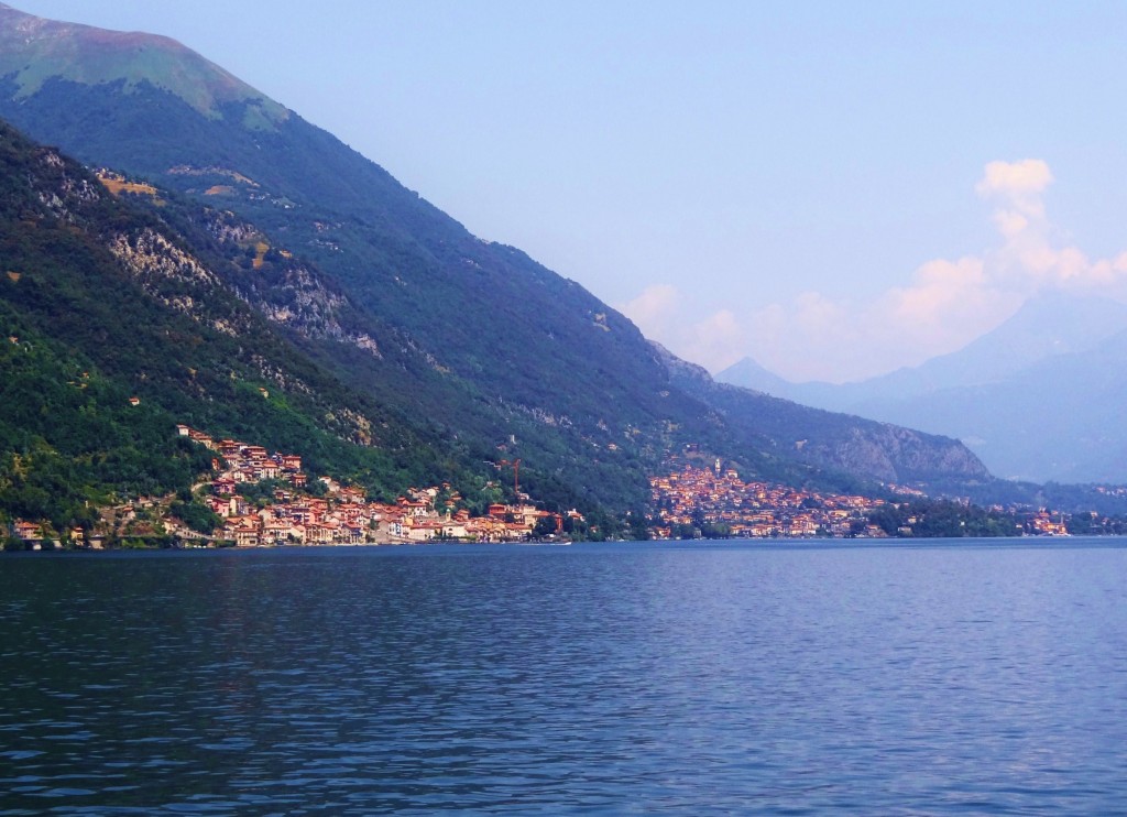 Foto: Lago Di Como - Argegno (Lombardy), Italia