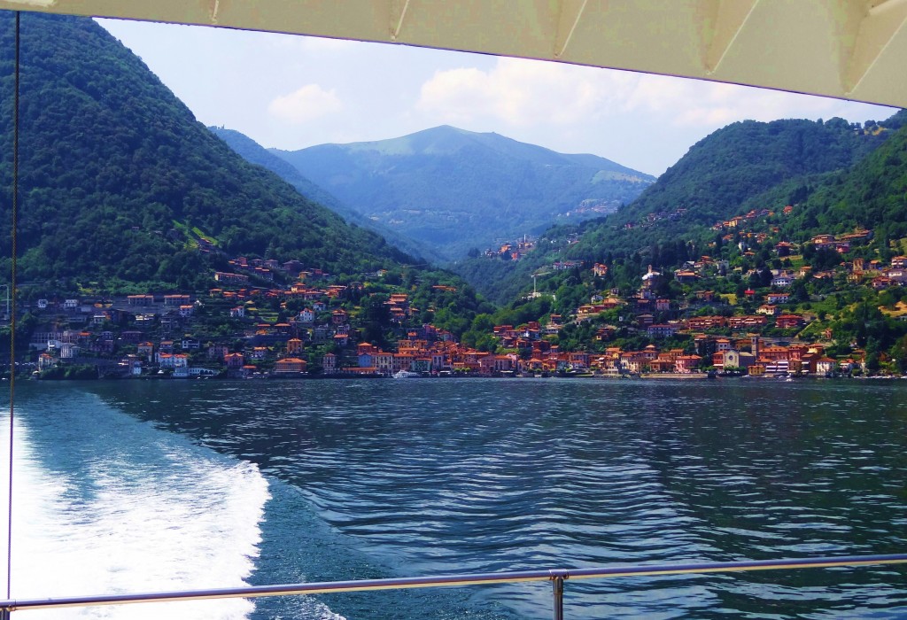 Foto: Lago Di Como - Argegno (Lombardy), Italia