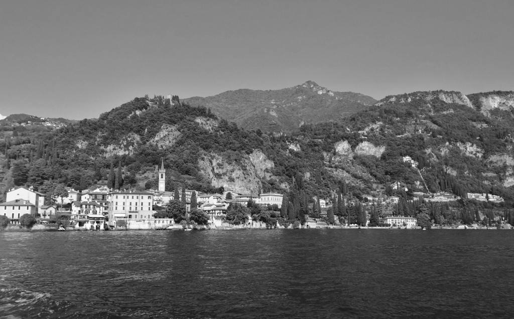 Foto: Lago Di Como - Varenna (Lombardy), Italia