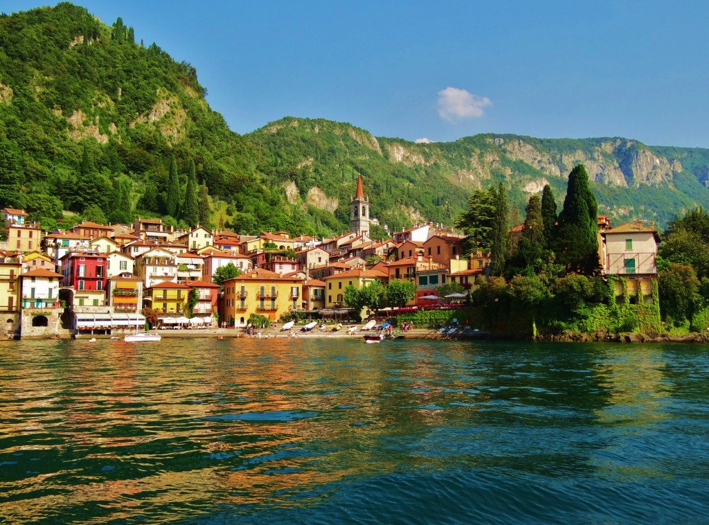 Foto: Lago Di Como - Varenna (Lombardy), Italia