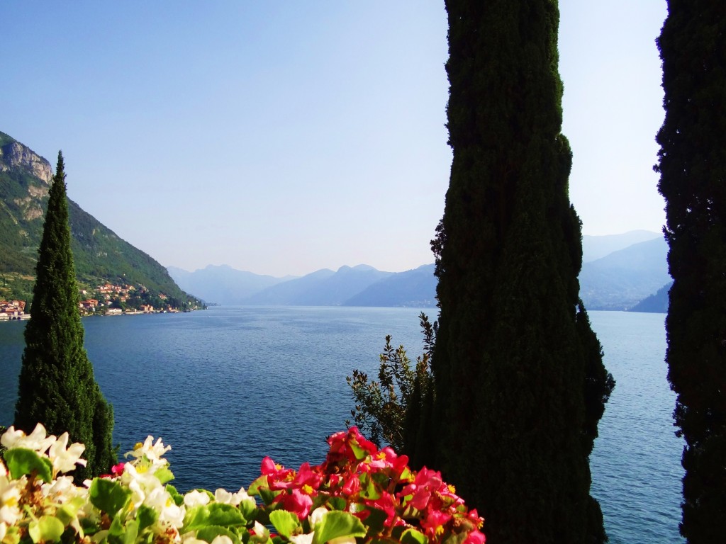 Foto: Lago Di Como - Varenna (Lombardy), Italia