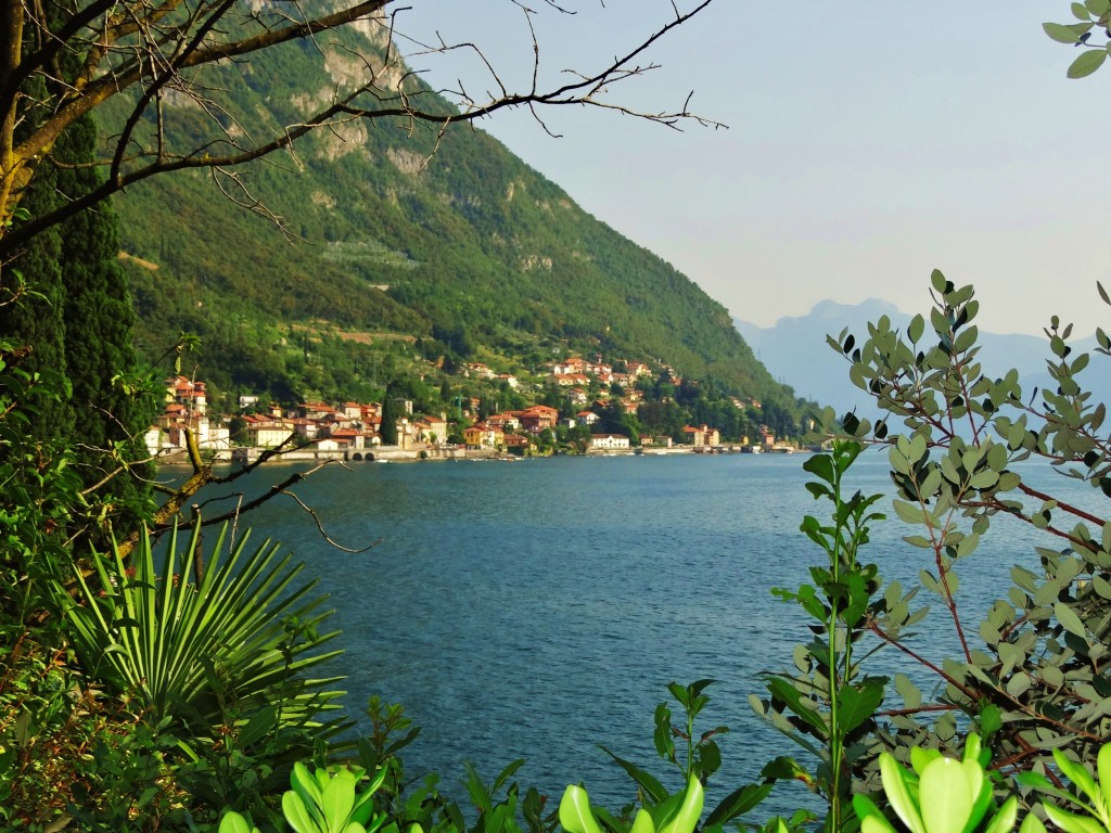 Foto: Lago Di Como - Varenna (Lombardy), Italia
