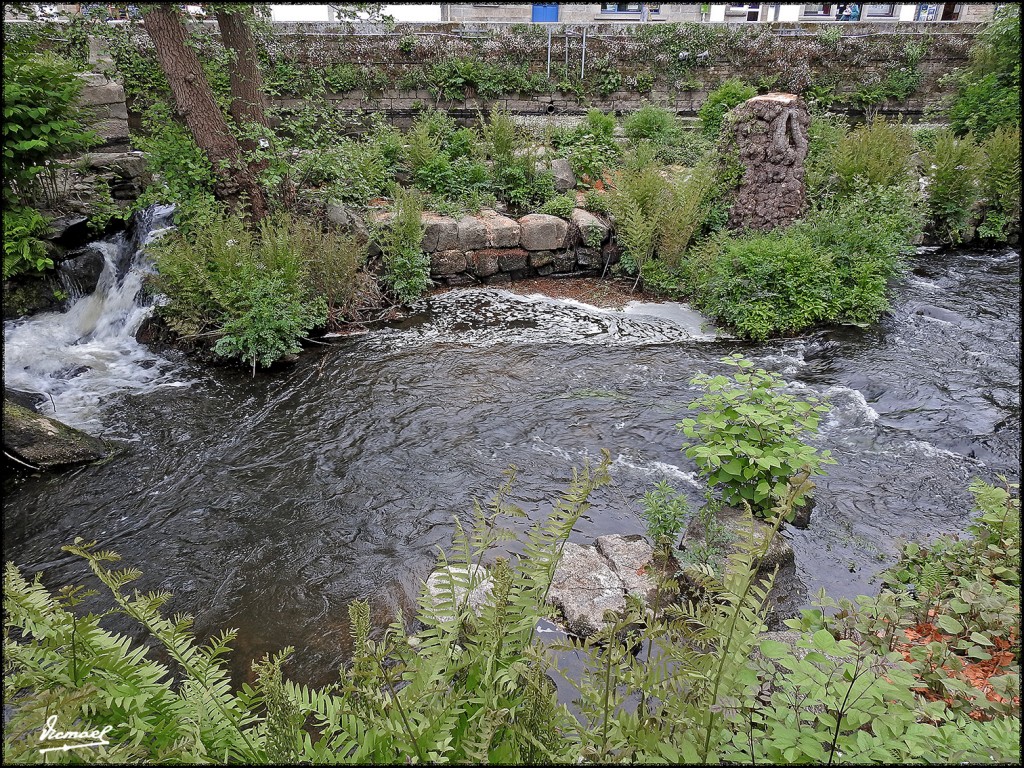 Foto: 170507-033 PONT AVEN - Pont Aven (Brittany), Francia