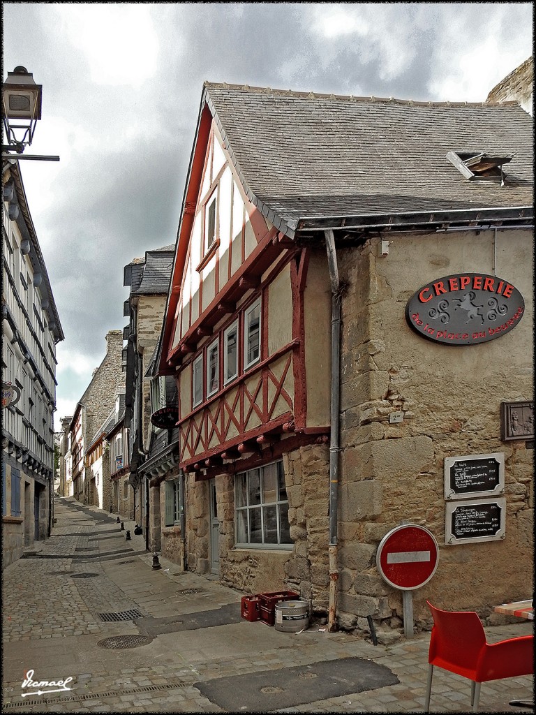 Foto: 170507-191 QUIMPER - Quimper (Brittany), Francia