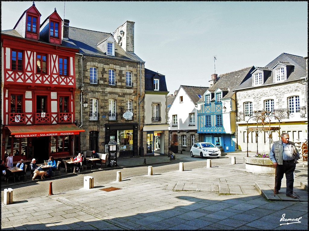 Foto: 170508-036 JOSSELIN - Josselin (Brittany), Francia