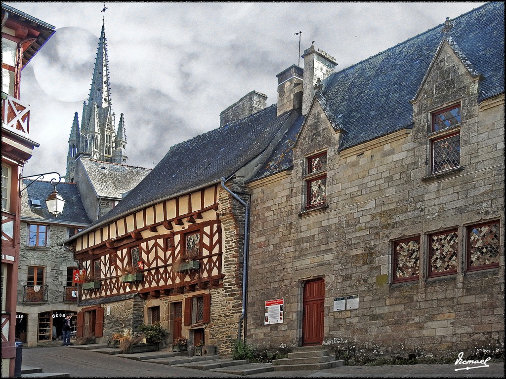 Foto: 170508-022 JOSSELIN - Josselin (Brittany), Francia