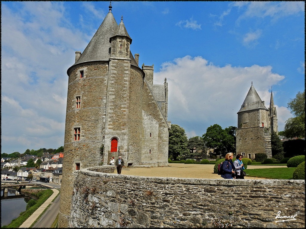 Foto: 170508-122 JOSSELIN - Josselin (Brittany), Francia
