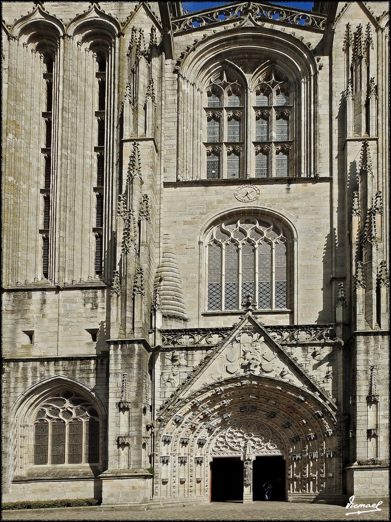 Foto: 170507-178 QUIMPER - Quimper (Brittany), Francia