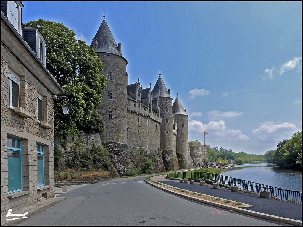 Foto: 170508-144 JOSSELIN - Josselin (Brittany), Francia