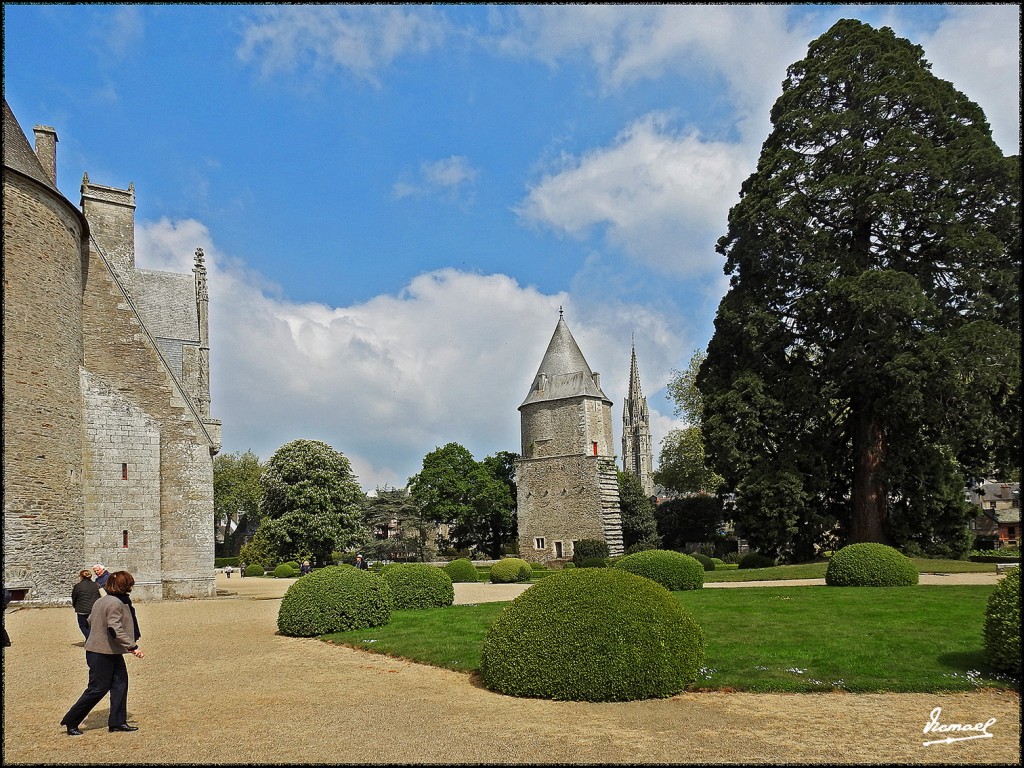 Foto: 170508-121 JOSSELIN - Josselin (Brittany), Francia