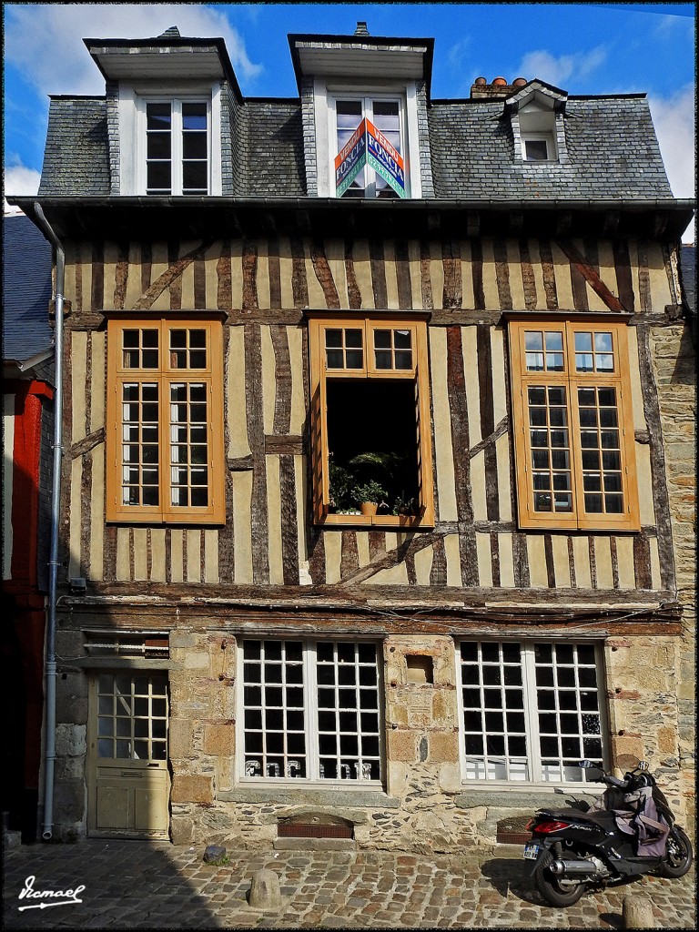 Foto: 170508-180 RENNES - Rennes (Brittany), Francia