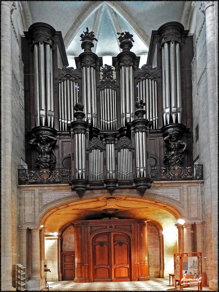 Foto: 170510-040 CAEN - Caen (Basse-Normandie), Francia